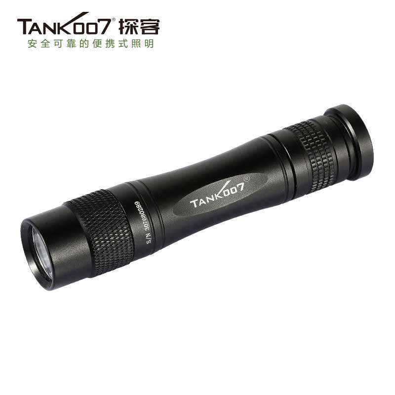 1577510402935993.jpg 手電筒廠家