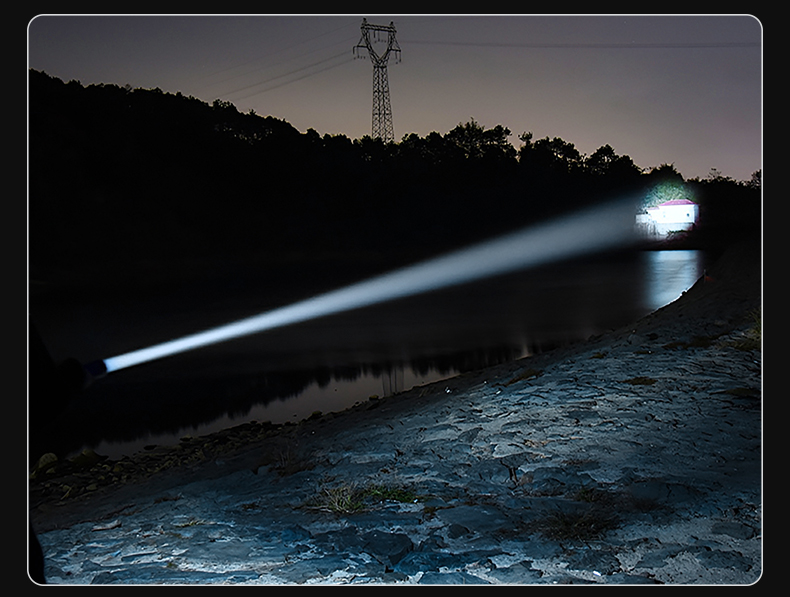 1762940545721166.jpg 手電筒廠家